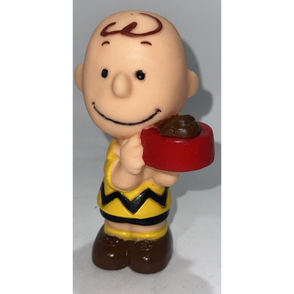 Vintage 1966 PEANUTS‎ Charlie Brown 5.5"  Vinyl Squeak Toy (004)